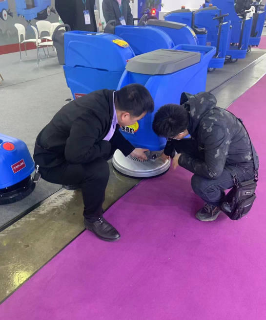 珠海小型电动洗地机是否适合用于环卫保洁