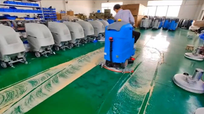 珠海2023年还在用人工的物业保洁不妨试试洗地机吧