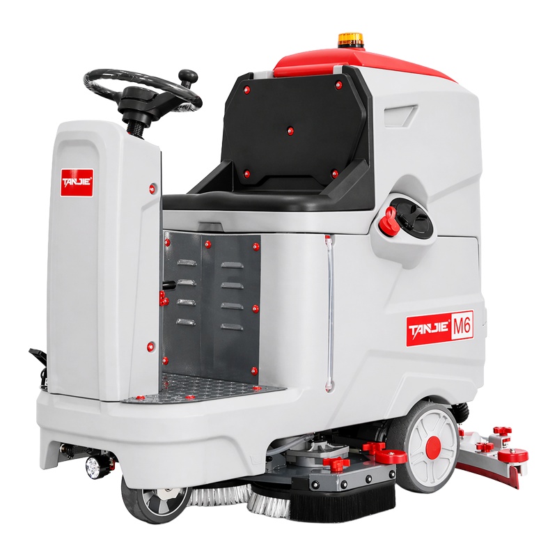 珠海坦洁驾驶式洗地机M6【双刷】